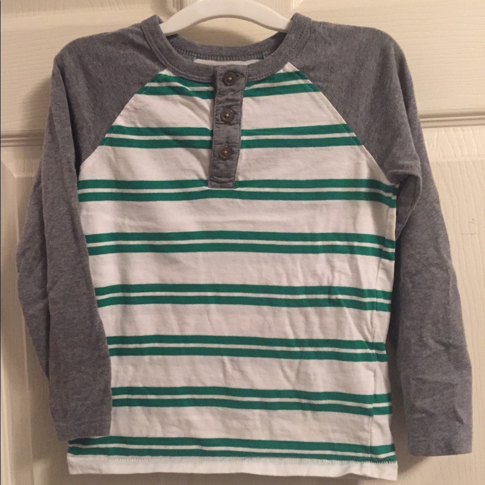 Old Navy Long Sleeve T Shirt. Gray/Green/White 4T